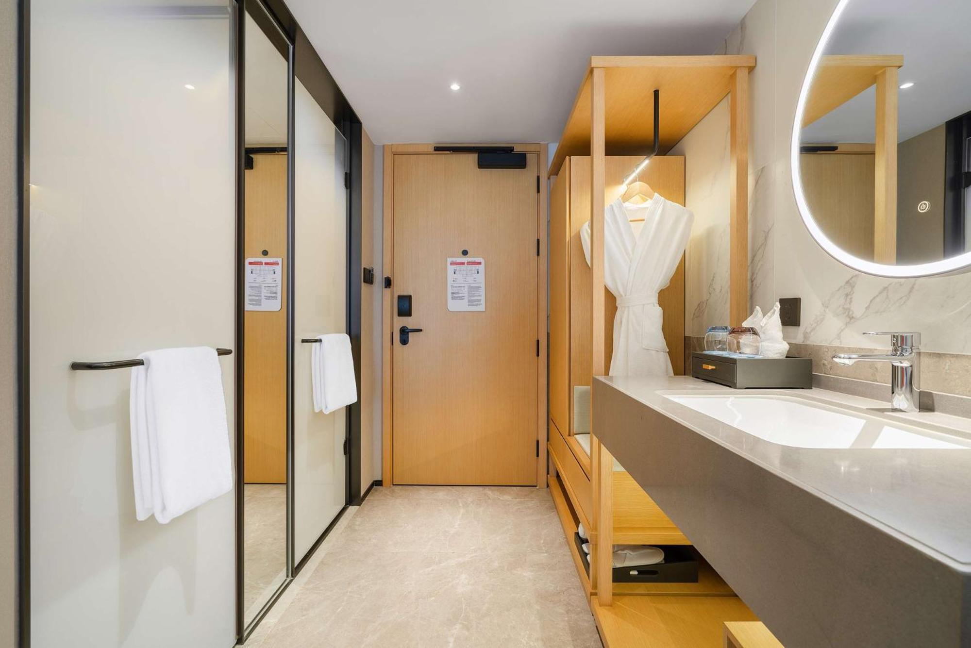 Hilton Garden Inn Chengdu Kuanzhai Alley Buitenkant foto